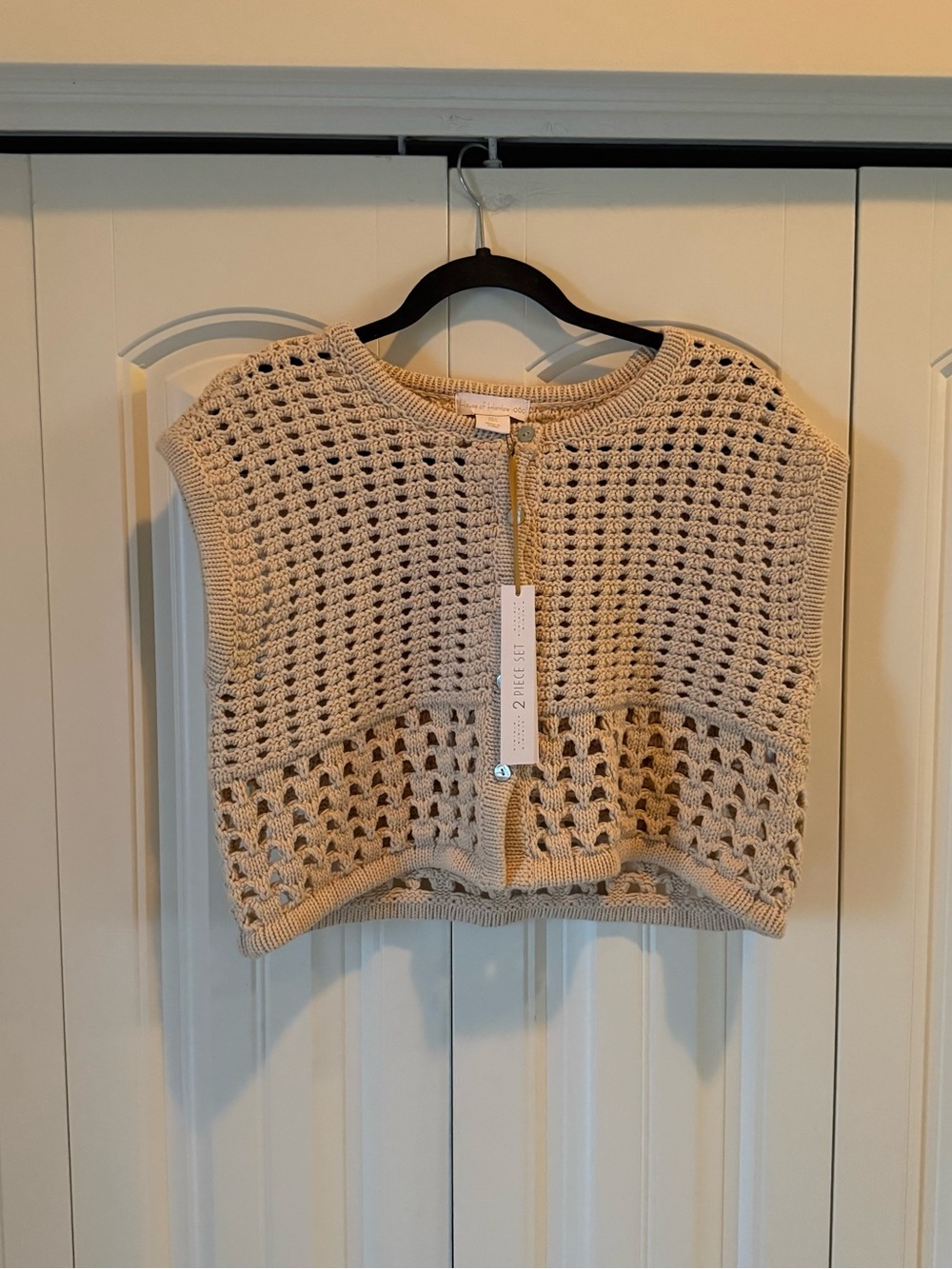 House of Harlow 1960 NWT Open Knit
Crochet Sweater Vest | Size Small